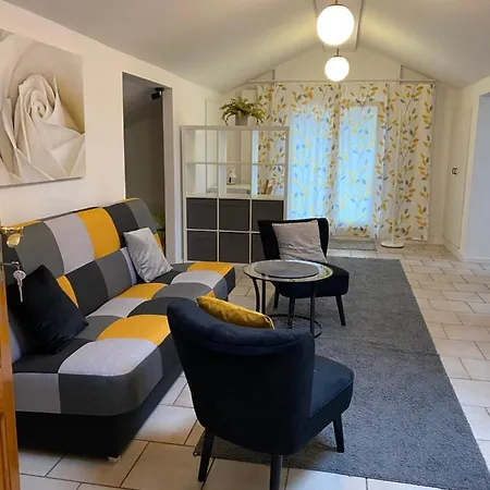 Pokoje * ドゥシュニキ・ズドルイ